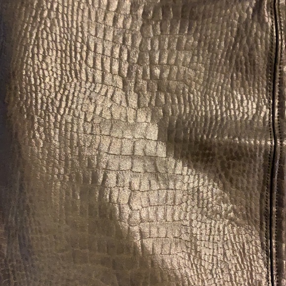NWT Spanx Faux Leather Croc Shine Leggings - Picture 3 of 15